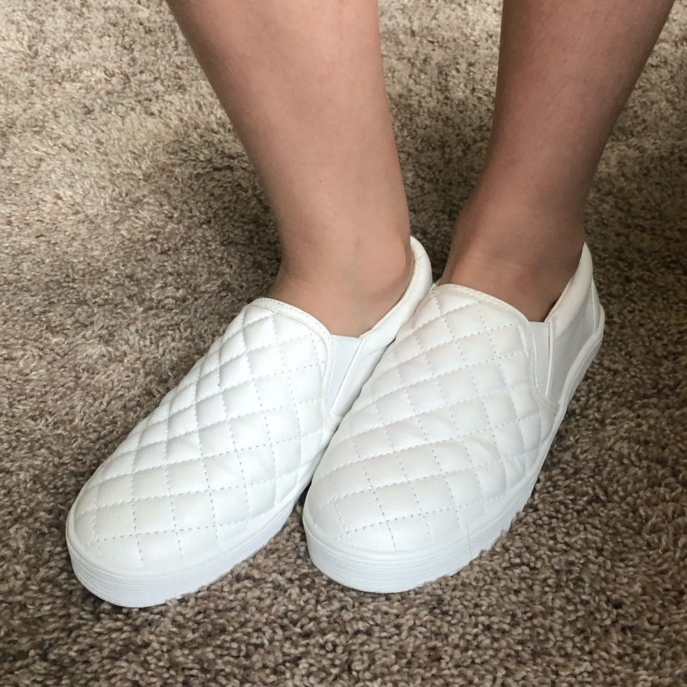 Kids Justice slip ons